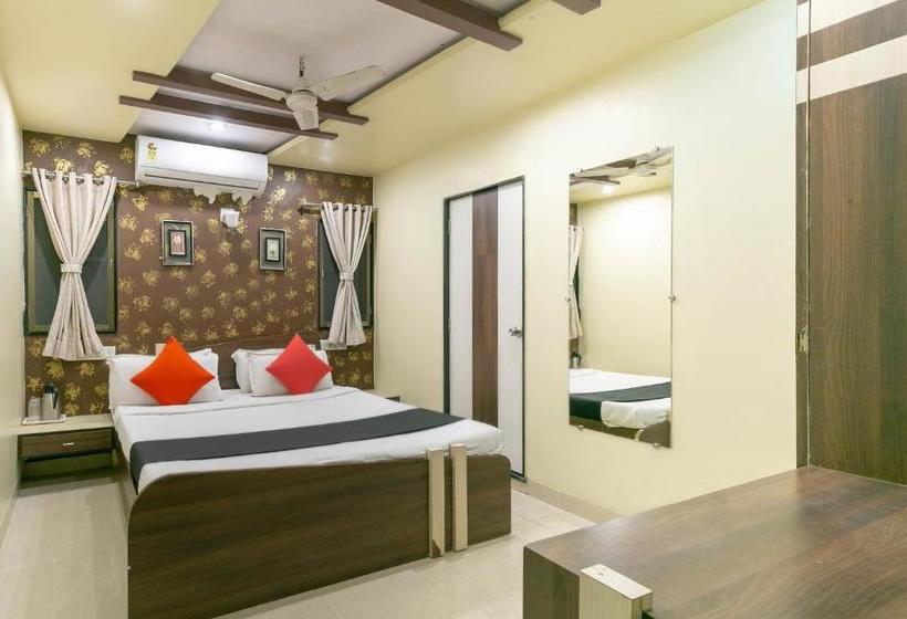 בית מלון כפרי Capital O 67878  Lila S