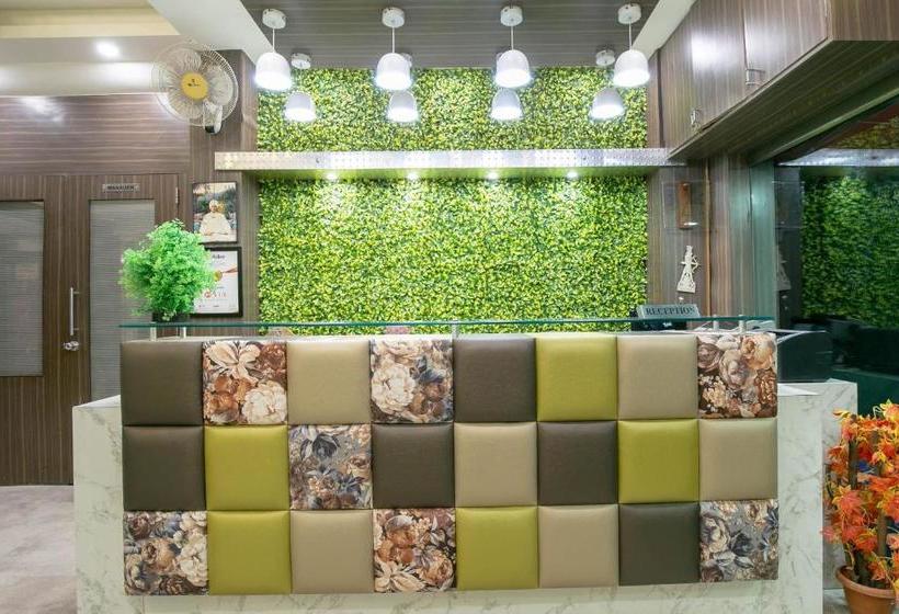 בית מלון כפרי Capital O 67878  Lila S