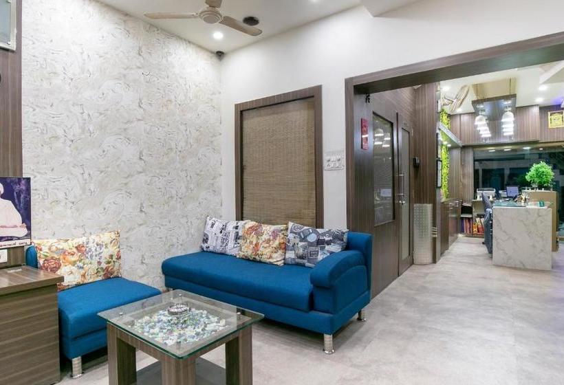 בית מלון כפרי Capital O 67878  Lila S