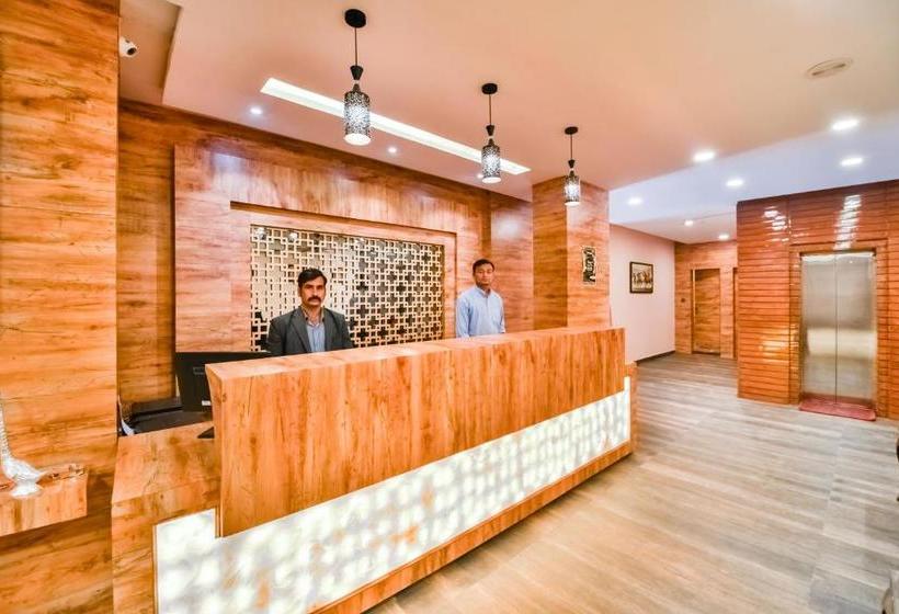 فندق Padmavati Fort View