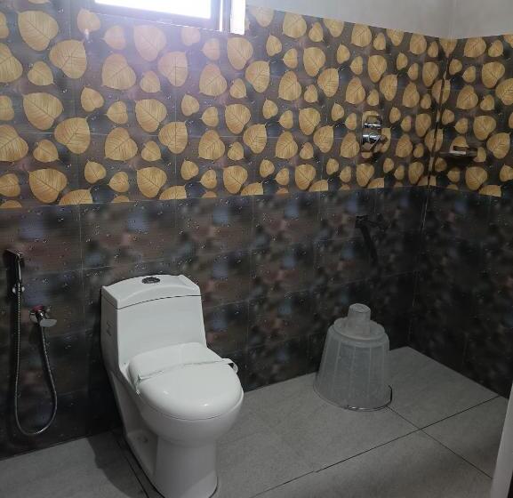 בית מלון כפרי Ceecee Grand Resort