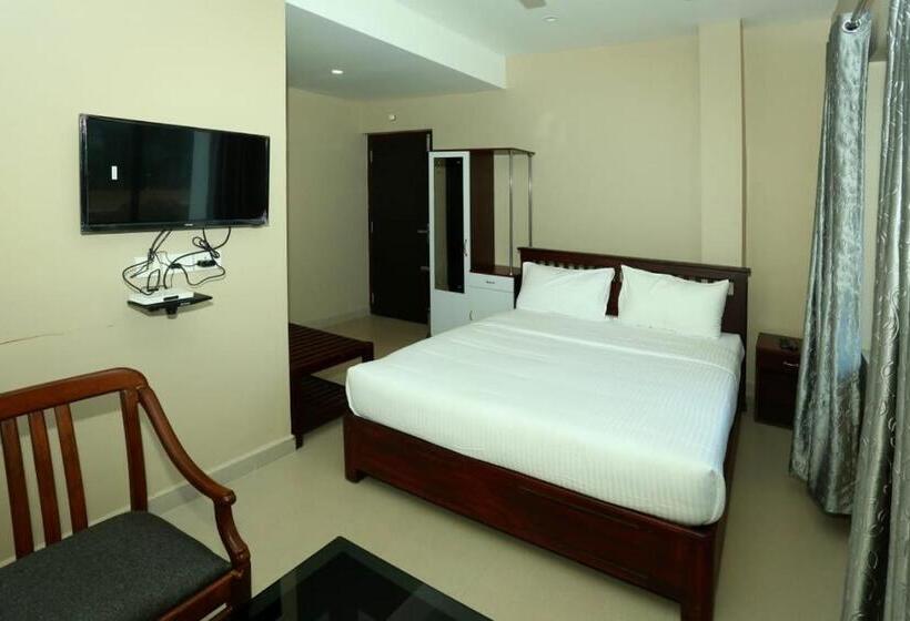 בית מלון כפרי Ceecee Grand Resort