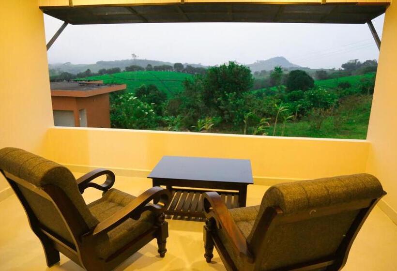 בית מלון כפרי Ceecee Grand Resort