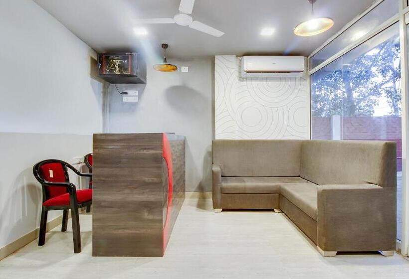 هتل Collection O Airport View Guest House Airport Road