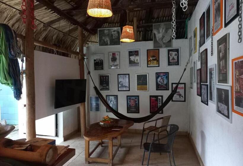 酒店 El Leon Feliz Palomino