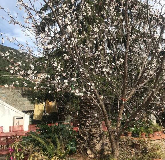 Отель Hébergements à La Rive, Accueil Ouvert Tous Les Jours Jusqu à 20h00 Dernier Délai, Depuis 30 Ans ! R