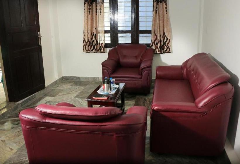 בית מלון כפרי Jaisas Paradise