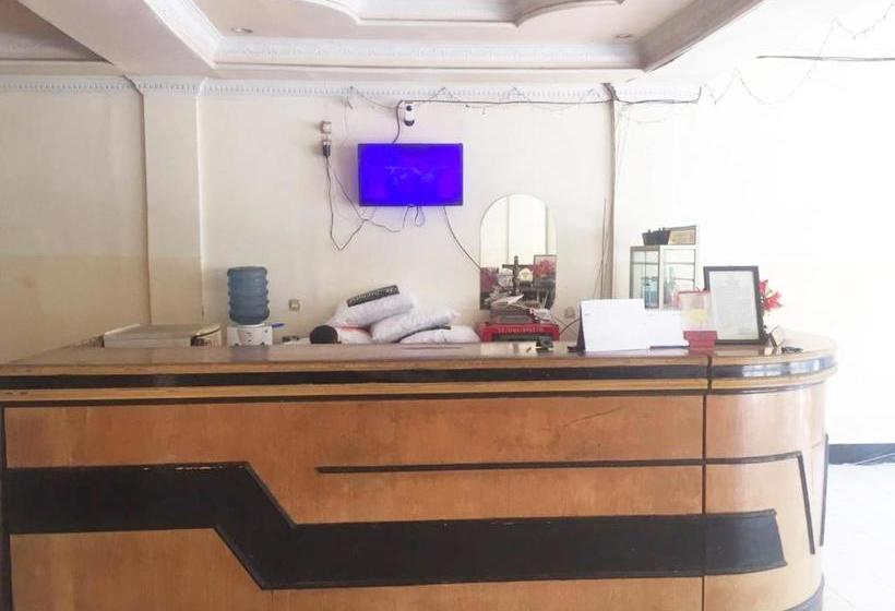 호텔 Oyo 2568 Orion