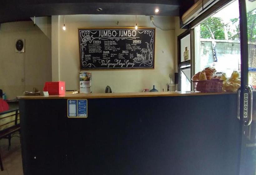 فندق Oyo 2663 Jombang Permai Syariah Residence