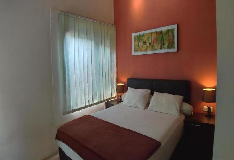 فندق Oyo 2663 Jombang Permai Syariah Residence
