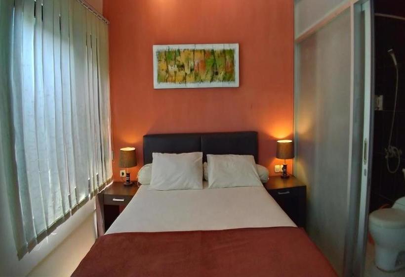 فندق Oyo 2663 Jombang Permai Syariah Residence