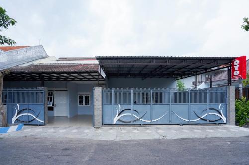 فندق Oyo 2663 Jombang Permai Syariah Residence