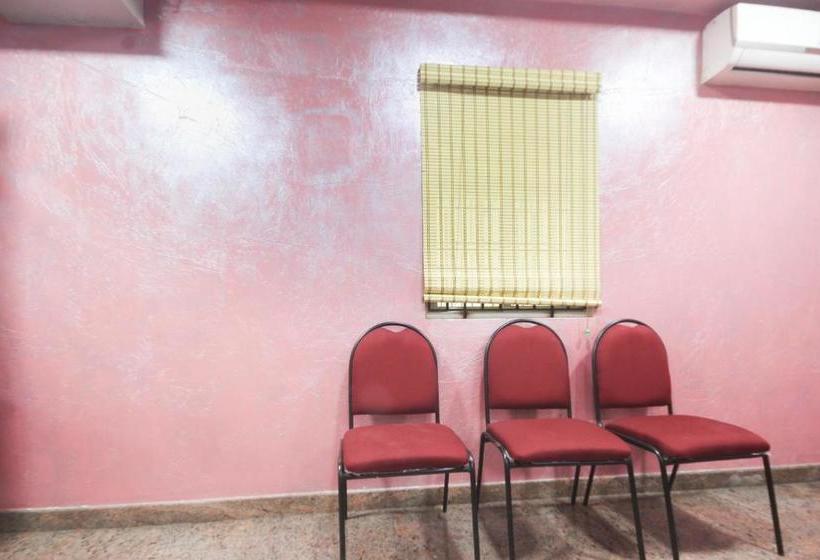 فندق Oyo 67666 Pcr Mahal