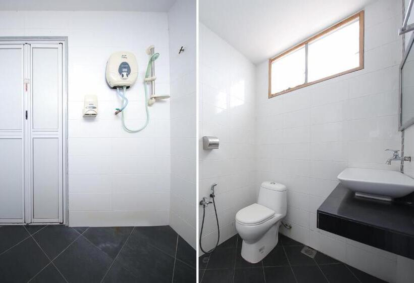 Отель Oyo 89650 Inn