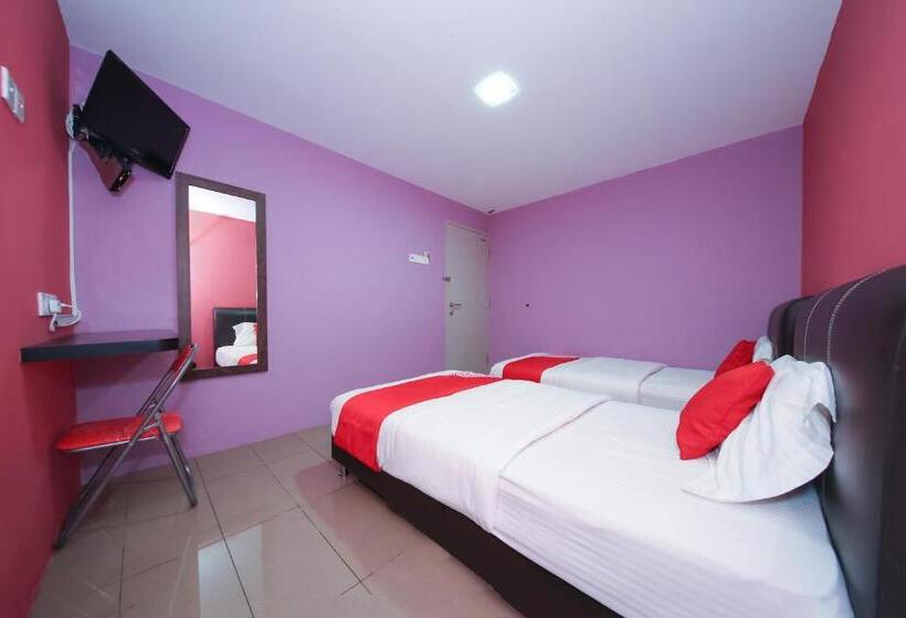 Отель Oyo 89650 Inn