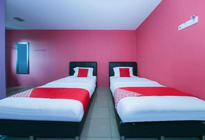 Отель Oyo 89650 Inn