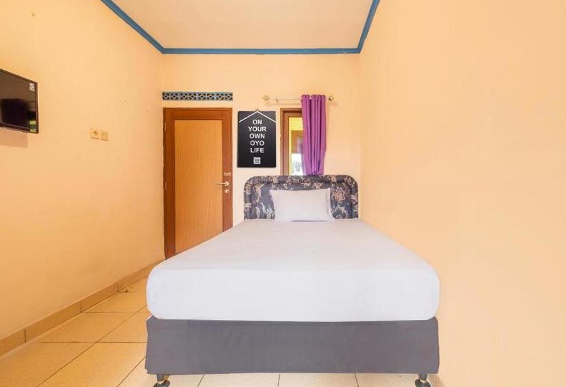 호텔 Oyo Life 2449 Sandila Residence