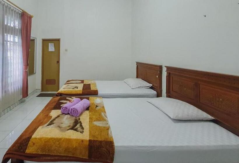 酒店 Villa Pakis Residence Banyuwangi