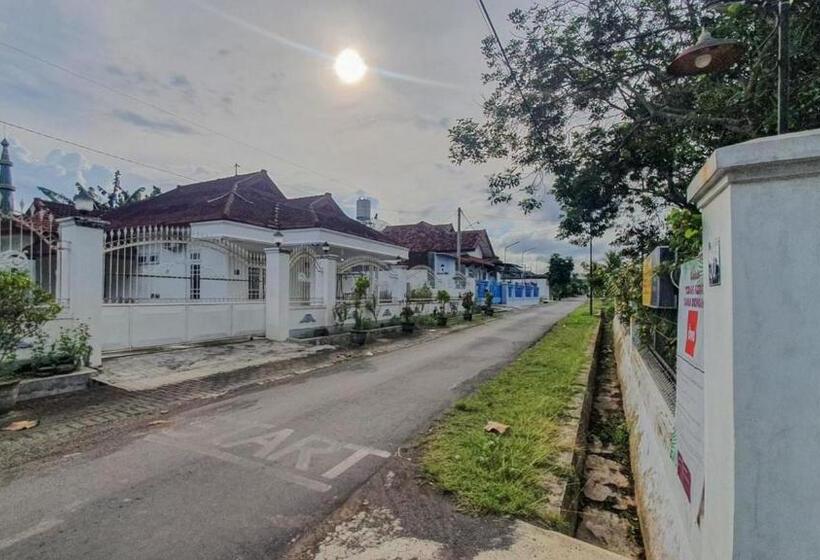 酒店 Villa Pakis Residence Banyuwangi