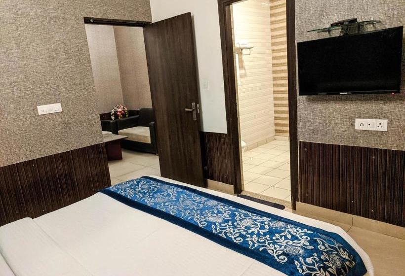 酒店 Vrinda Anandam Resort