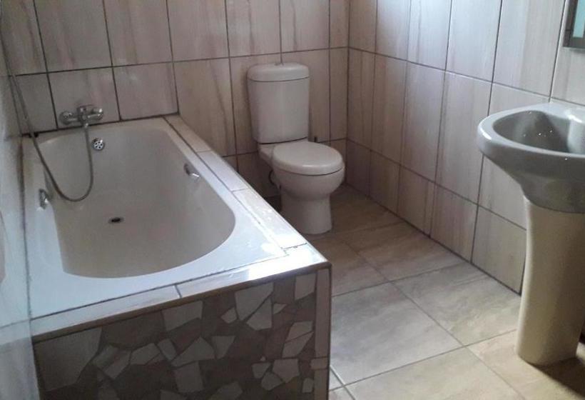 בית מלון כפרי Wccc Convention Centre