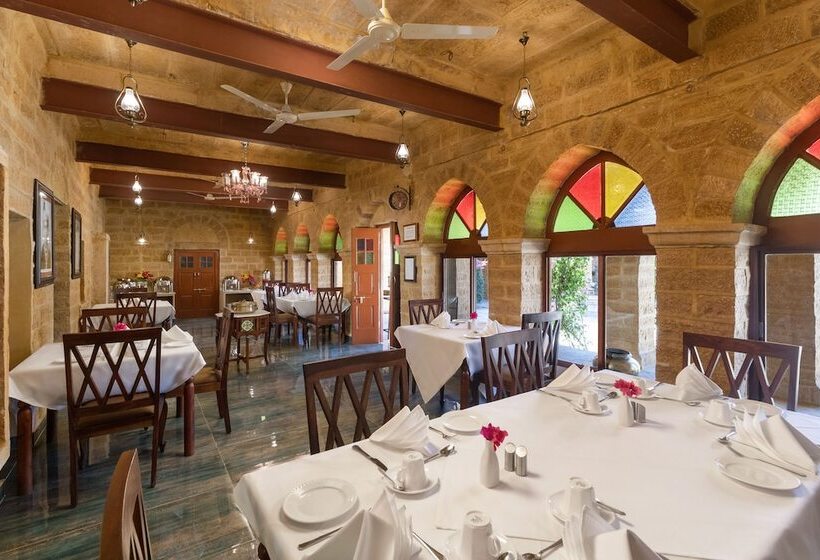 هتل Welcomheritage Mohangarh Fort