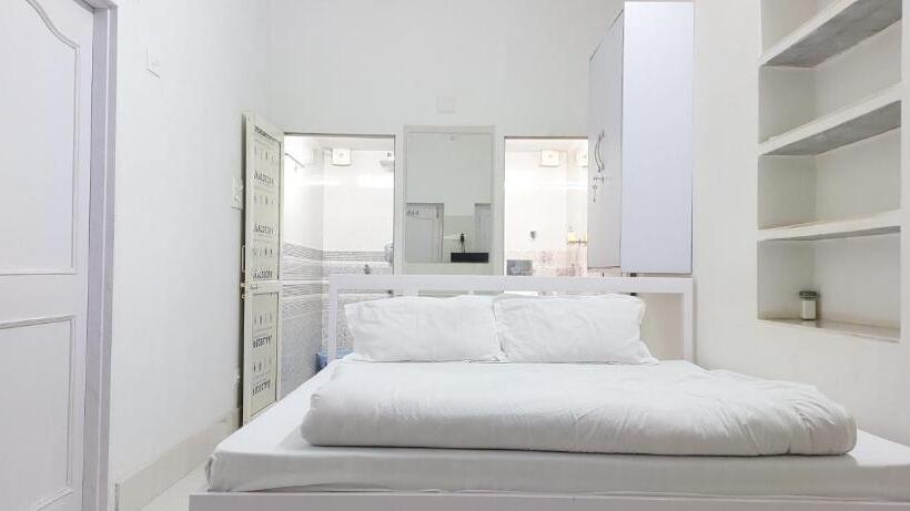 بنسيون Planet Star Homestay