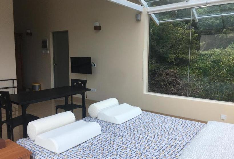 リゾートホテル Sky Retreat   Sri Lanka