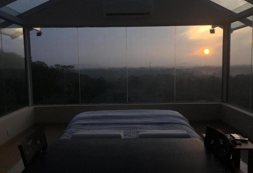 אתר נופש Sky Retreat   Sri Lanka