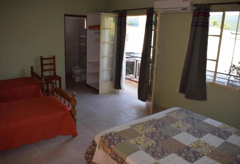 הוסטל Camino A Termas