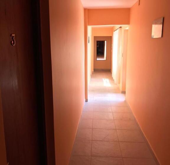 הוסטל Camino A Termas