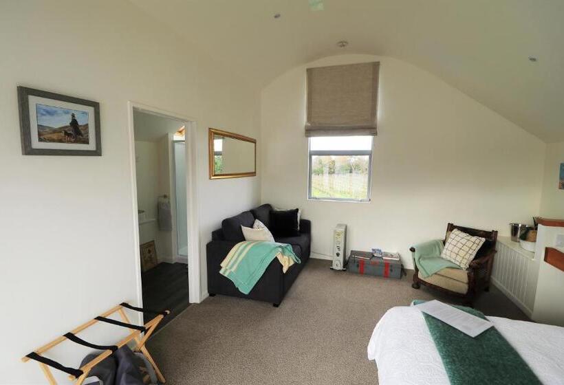 تختخواب و صبحانه Le Grá Vineyard And Winery