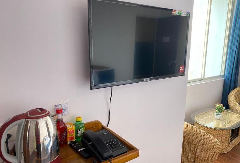 בית מלון כפרי Arms Near Sumi Boys School