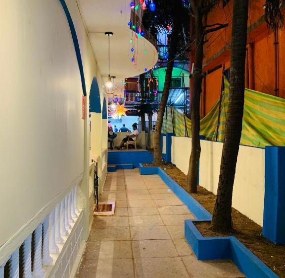 هتل Baga Beach Lagoon