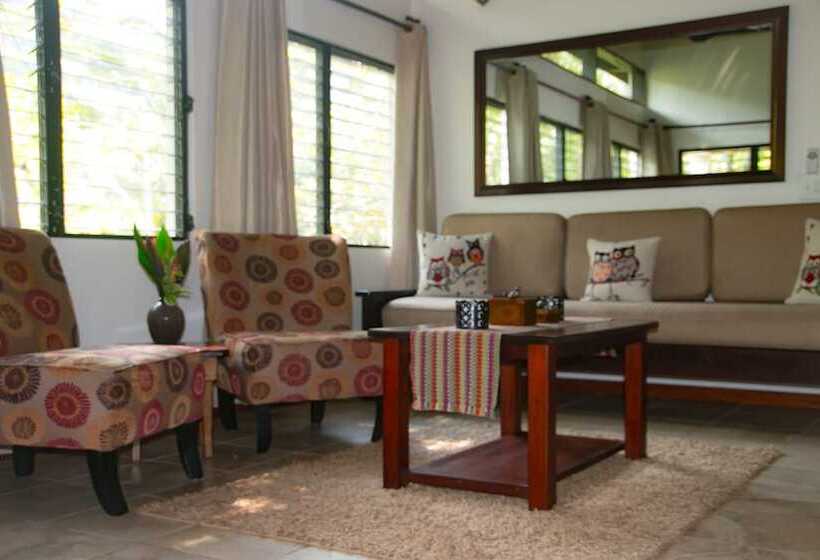 فندق Black Rock Lodge