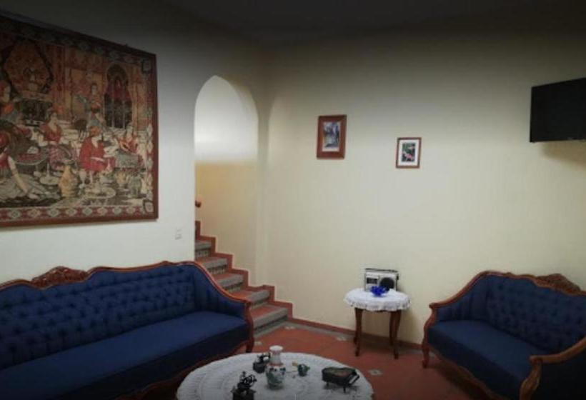 فندق Estancia Carmelita
