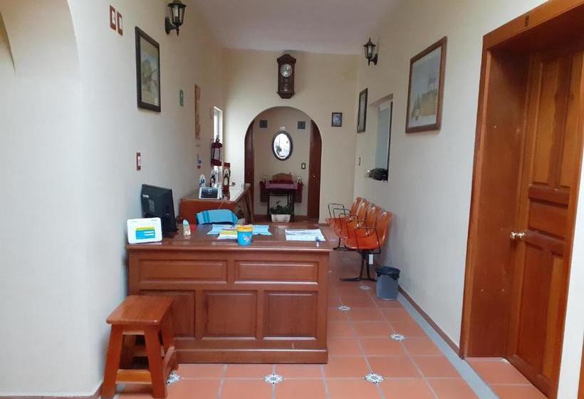 فندق Estancia Carmelita