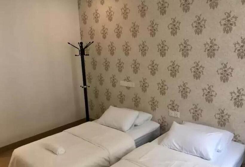 בית מלון כפרי Island Hostel