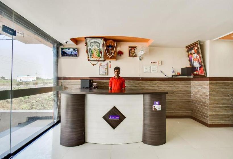 בית מלון כפרי Oyo 66018  Vijayraj Lodging And Boarding