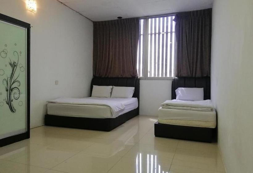 בית מלון כפרי Oyo 89702 Md  Masai