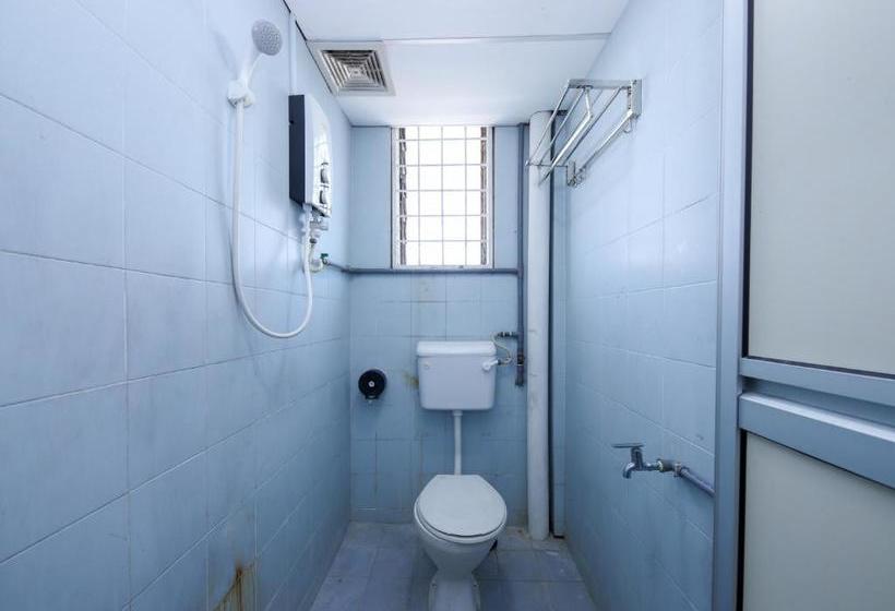 בית מלון כפרי Oyo 89702 Md  Masai