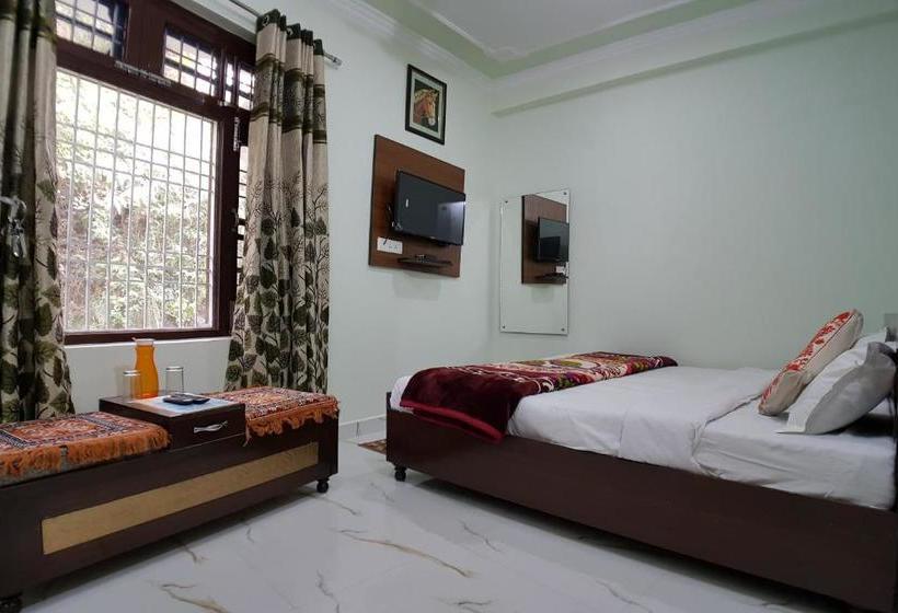 پانسیون Bahar Guest House