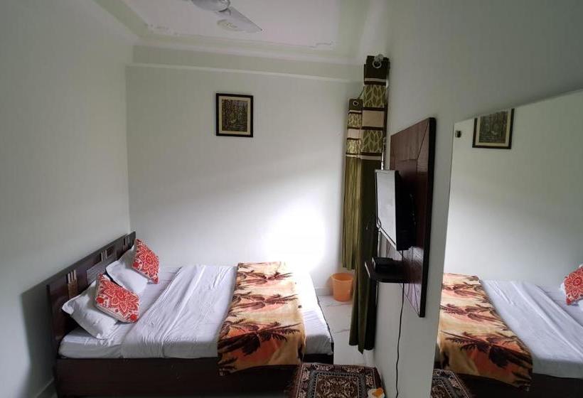 پانسیون Bahar Guest House