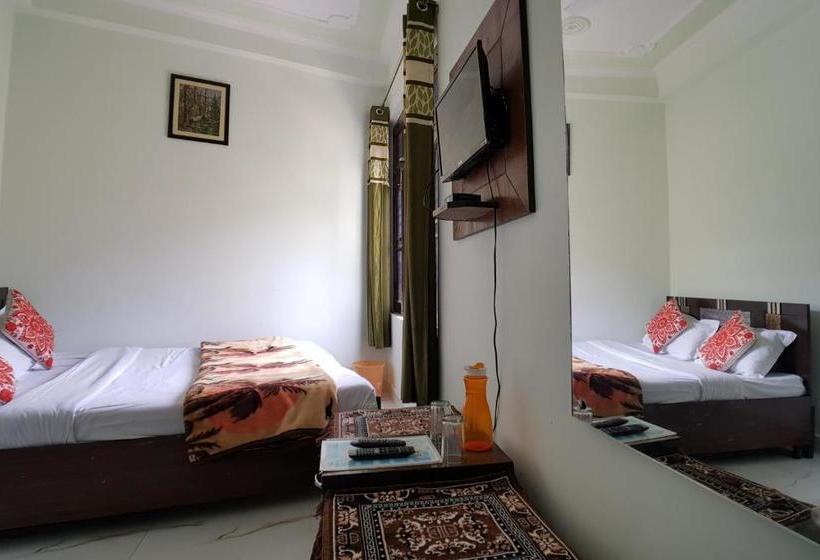 پانسیون Bahar Guest House