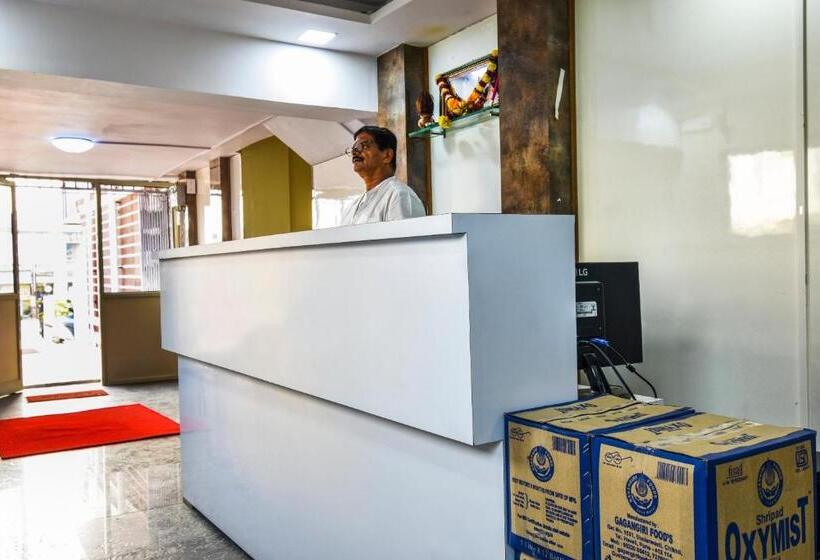 בית מלון כפרי Collection O 64849 Dwarka Lodge