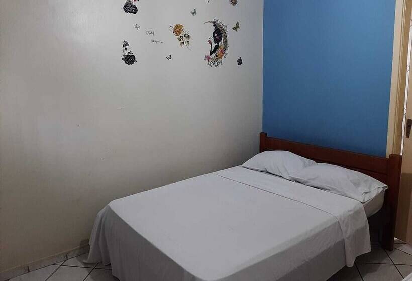 בית מלון כפרי Danubio