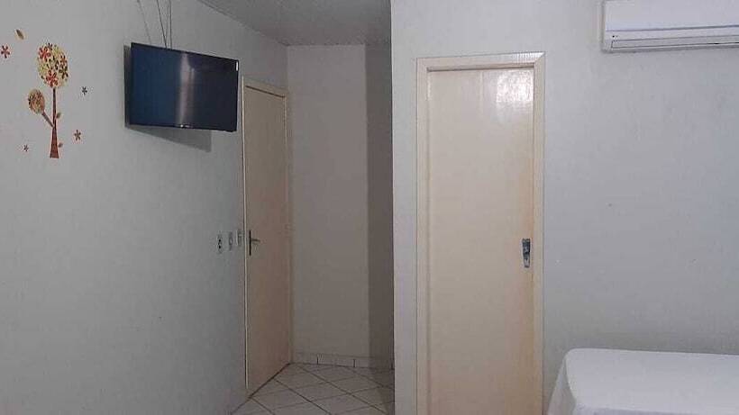 בית מלון כפרי Danubio