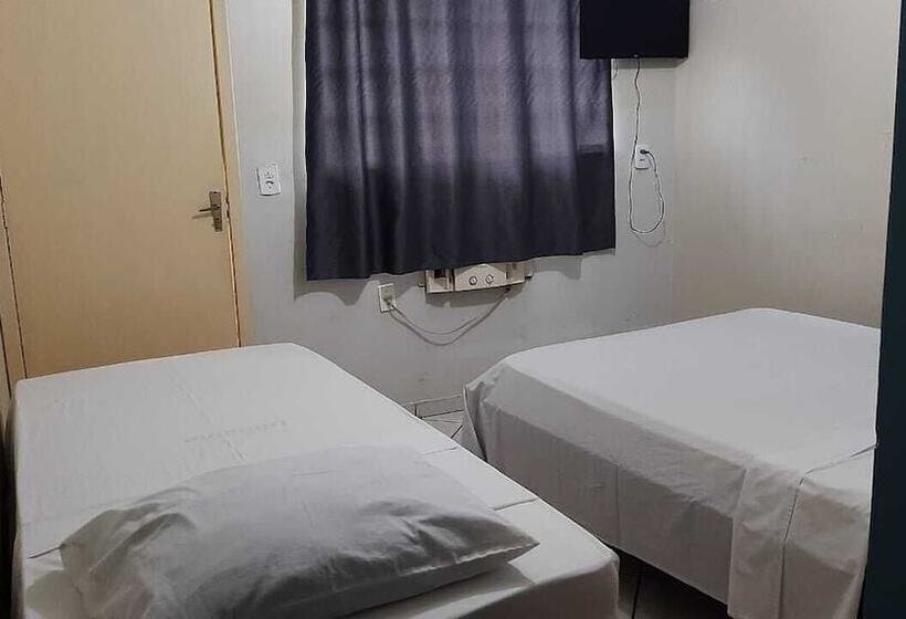 בית מלון כפרי Danubio