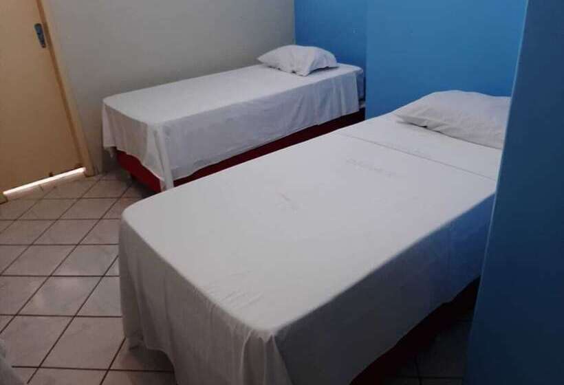 בית מלון כפרי Danubio