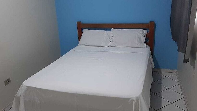 בית מלון כפרי Danubio